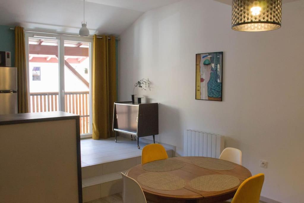 Gite - Quartier Ancien Ambérieu-en-Bugey Εξωτερικό φωτογραφία